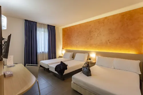 Hotel Ambra - Bãi đậu xe