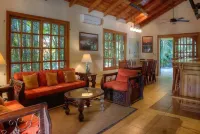 Lovely Private Home with Pool 200m from the Beach