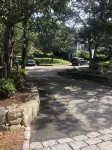 Sunny open house. Lrg Deck. Lndscpd 1 acre lot w stone patio. - ブティック