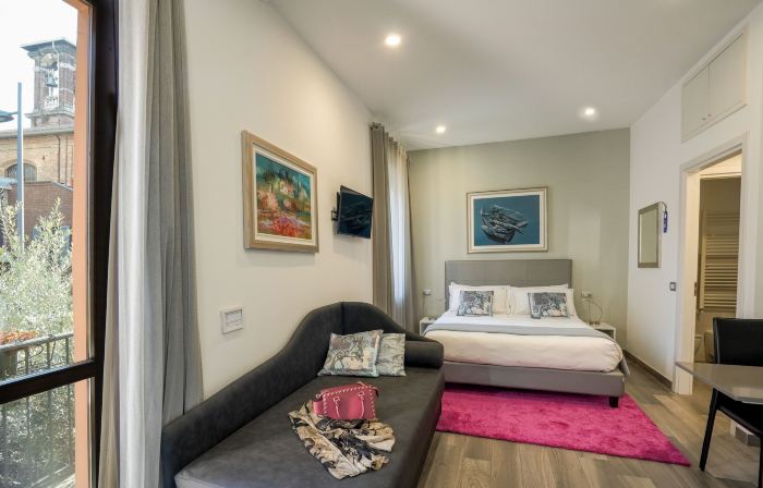 Monza City Rooms & Studios