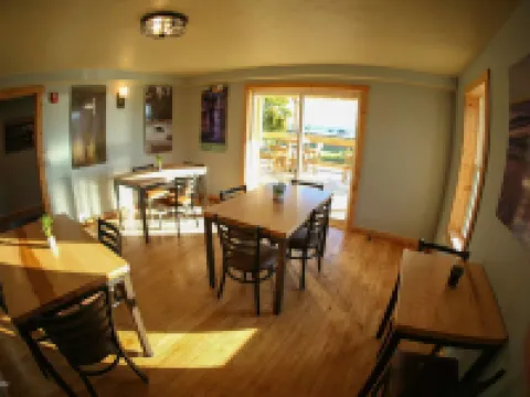 Roam Inn Hotels in Munising