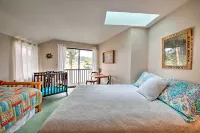 Waterfront Bainbridge Island Home: Stunning Views! - balcony