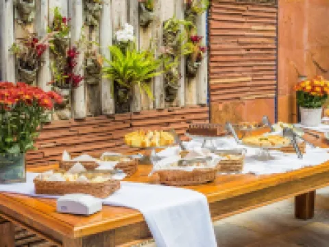 Carlton Plaza Baobá Hotels in Taubate