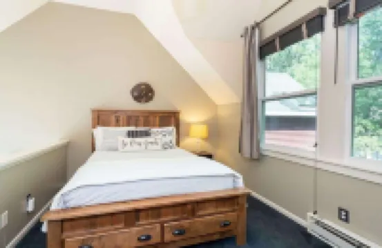 Snowy Peak Views from Living Room, 2 Parking Spaces, Walk to Ski Condo