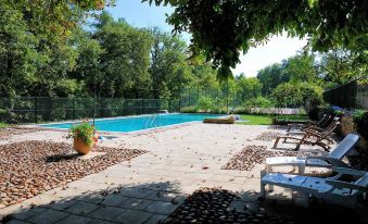 Logis Hotels Domaine du Châtelard