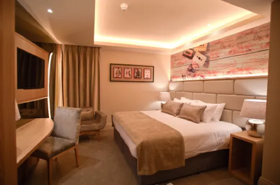 The Residence Hotel