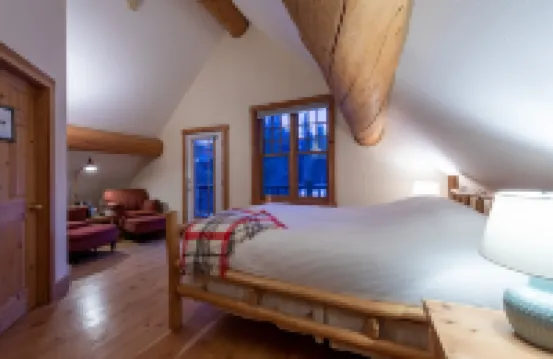 Moberly Lodge