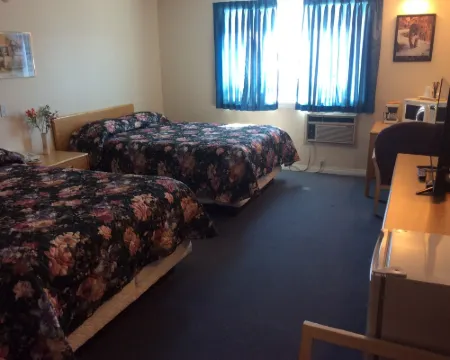 Rainbow Motel Hotels in Swift Current