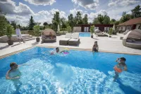 Kosta Lodge - Pools