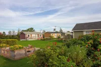 Avonlea Cottages - piscine