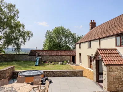 Nempnett Farmhouse Hotels near Yeo Valley Blagdon