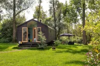 Stayokay Hostel Dordrecht - Nationaal Park de Biesbosch Hotels in Werkendam