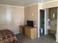 Bluebird Motel Hotels in Red Deer County