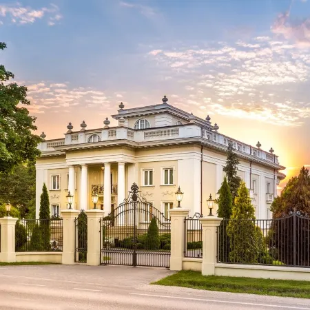 Pałacyk Otrębusy Business & Spa