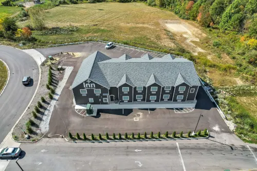 Holmes Suites Inn Columbus Pataskala - I-70 East Hotels in Millersport