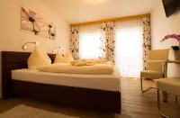 Gasthof Waldwirt Hotels in Abtenau