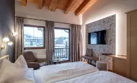 Hotel der Wiesenhof - balcony