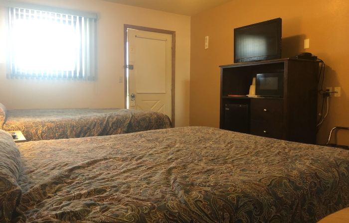 Exxon Quik Stop & Motel