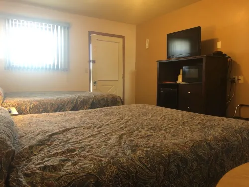 Exxon Quik Stop & Motel Hotels in Crivitz