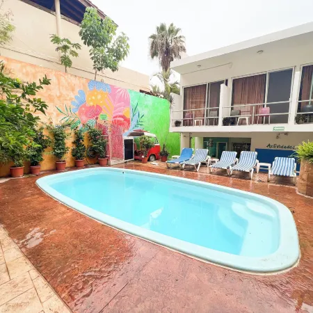 ITH Sayulita Amazing Surf Hostel