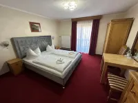 Hotel Gundl Alm فنادق في Bayrischzell