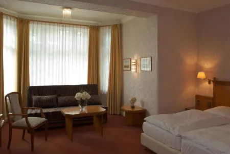 Hotel Schmidt Отели в г. Финкенвердер