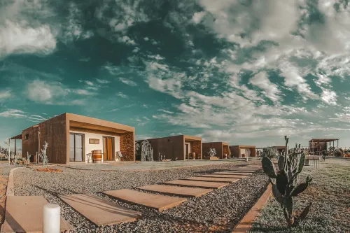 Tres Cruces - parking