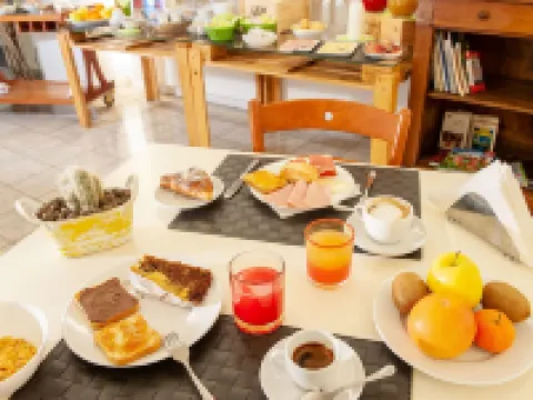 波塔瓦爾德拉酒店 佩喬利酒店