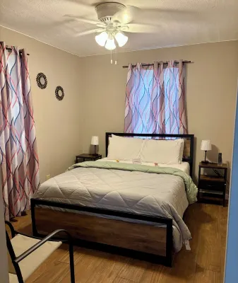 Cozy 2-Bedroom Cottage on James Island — Explore Charleston & Folly Beach