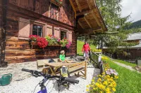 Genusshotel Almrausch فنادق في باد كلينكيرشهايم