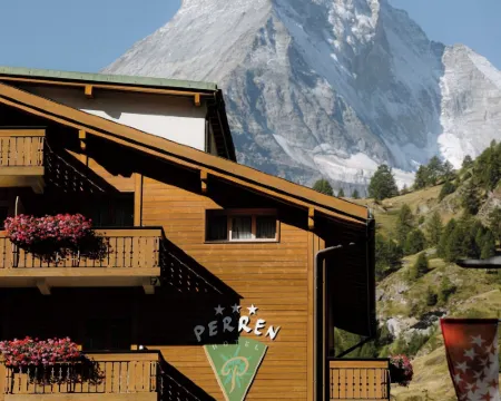 โรงแรมอัลไพน์ เพอร์เรน โรงแรมในเซอร์แมท