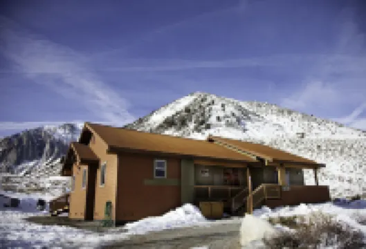 康維特湖畔度假村 鄰近Convict Lake的酒店