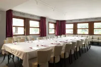 The Originals City Hôtel le Cheval Rouge Tours Ouest Hotels in Saint-Etienne-De-Chigny