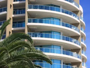 Sails Apartments