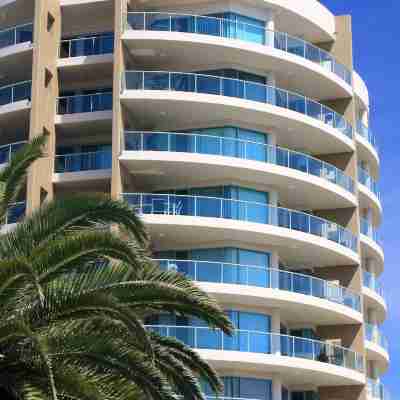 Sails Apartments Hotel Exterior