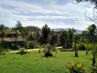 Pousada Morro Das Palmeiras Hotels near Red