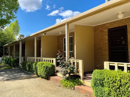 Bright Avenue Motor Inn