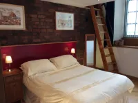 Trafalgar Warehouse Apartments - Apartments