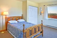 Maris Stella Inn Hotels near Pacific Paradise