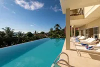 Villa Panoramic Seaview Hotels in Glacis