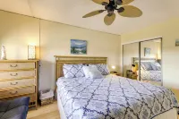 South Padre Island Condo - Walk to Beaches! - spa