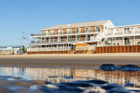 Norseman Resort on the Beach