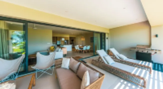 Blue Nest by Horizon Holidays - parking