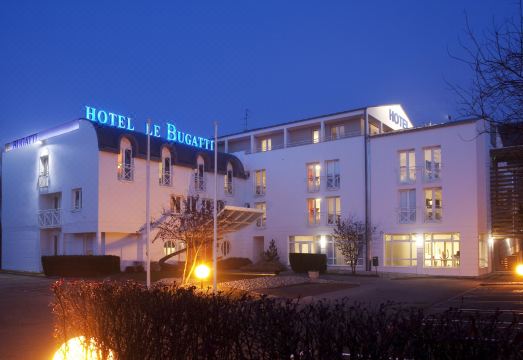호텔 르 부가티