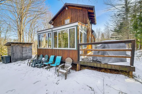 Rustic Searsport Cabin Loft and Sunroom on 10 Acres - Pet friendly