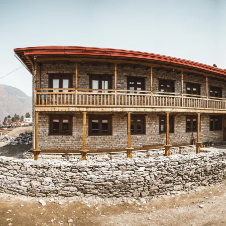 Kyirmu Lodge Phaplu