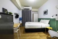 Bright Studio Apartment Serpong Greenview Hotels in Serpong