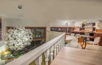 Sure Hotel by Best Western Lorient Centre - breakfast