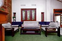 Super OYO Capital O 1644 Hotel Griya Kencana Hotels in Laweyan