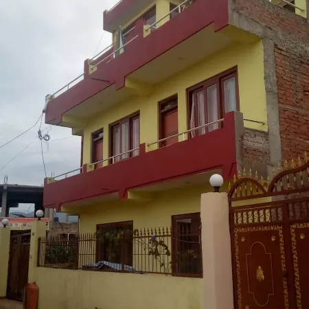 Everest Home Stay Apartment
